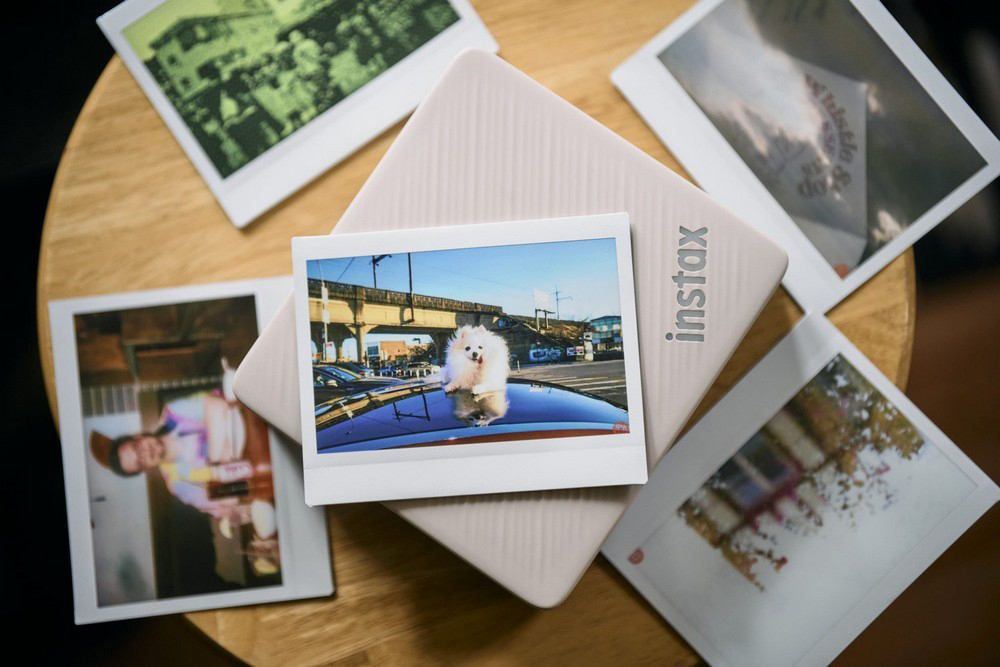 Fujifilm Instax Link WIDE 2 – фотопринтер для смартфонов с плёнкой Instax Wide и USB-C